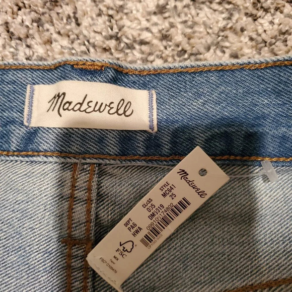 NWT Madewell Relaxed Cutoff Jean Shorts Homecrest Ripped Wash 25 - Picture 3 of 5